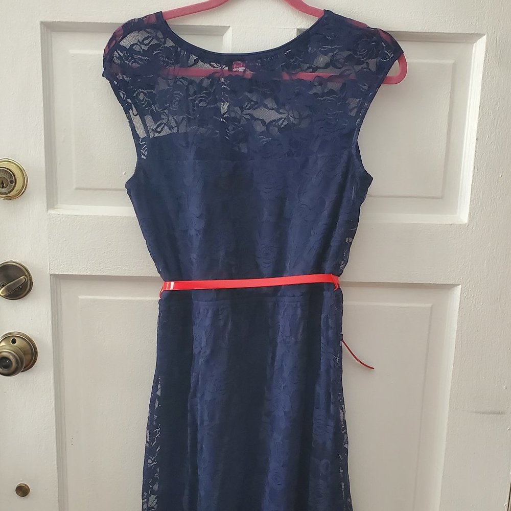 Navy Blue Sleeveless Lace Dress - M